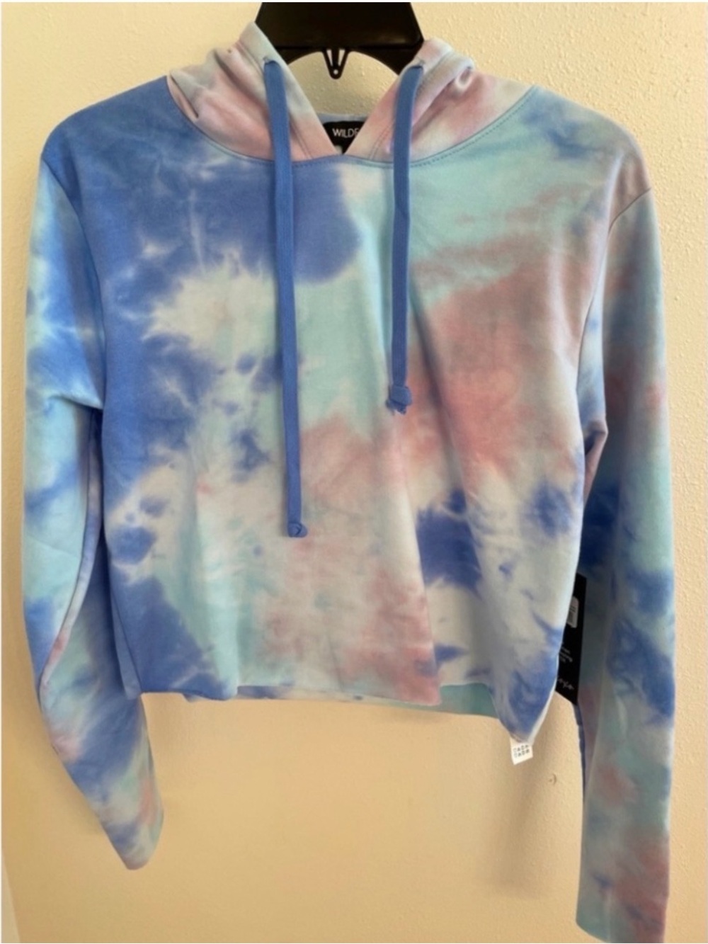 NWT Wildfox painted sky tie-dye cropped hoodie sz M